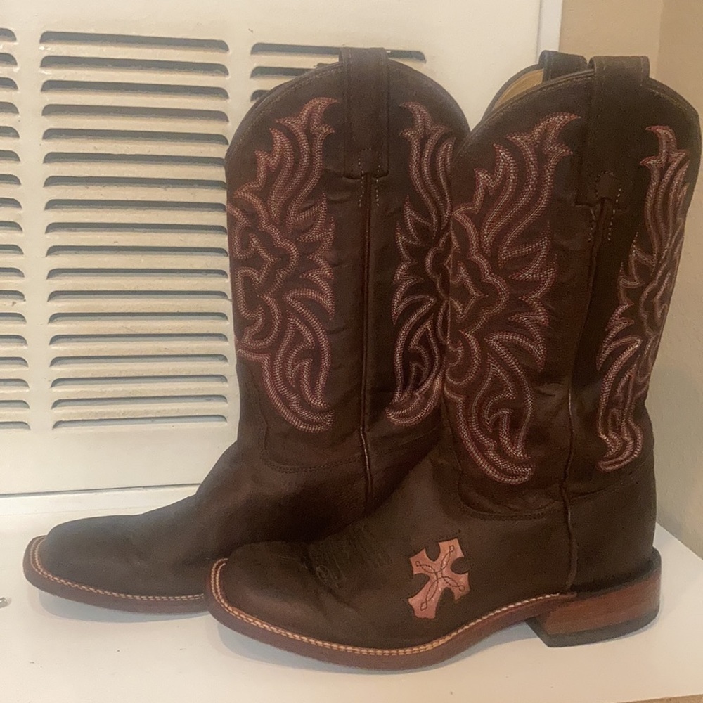 Women’s Tony Lama Boots